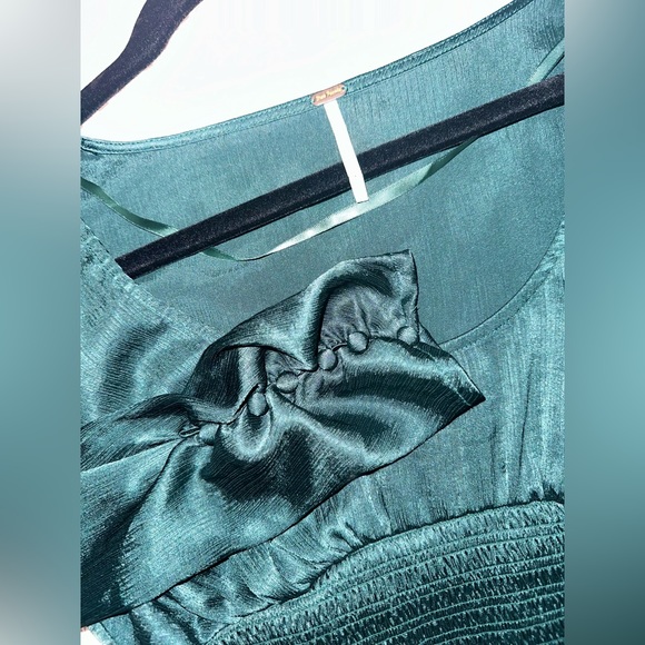 Free People Santiago Satin Cropped Blouse - Picture 3 of 5